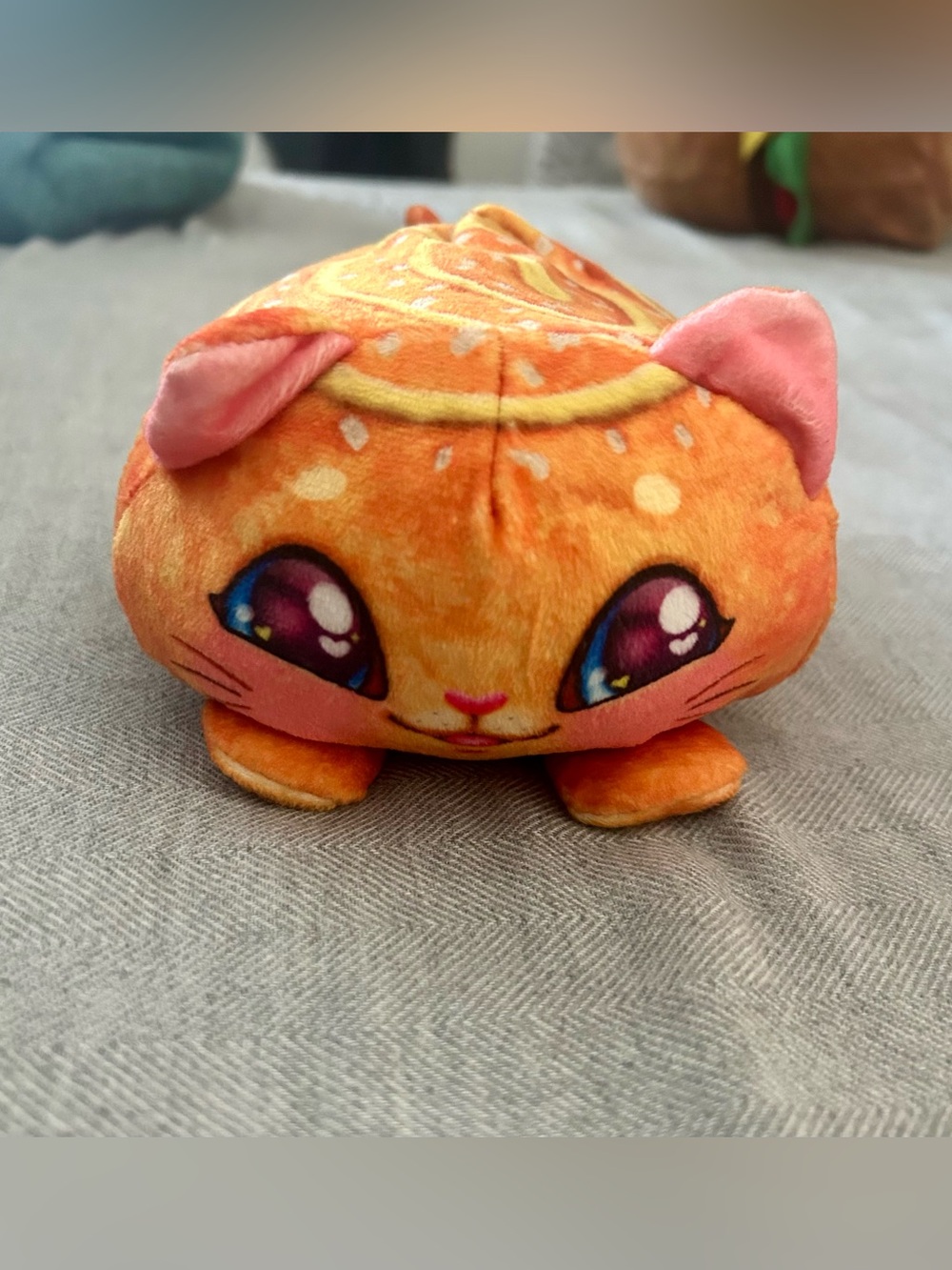 Cookeez Makery Cinnamon Treatz Plush Orange Purring Cat Toy, Big Eyes, Working